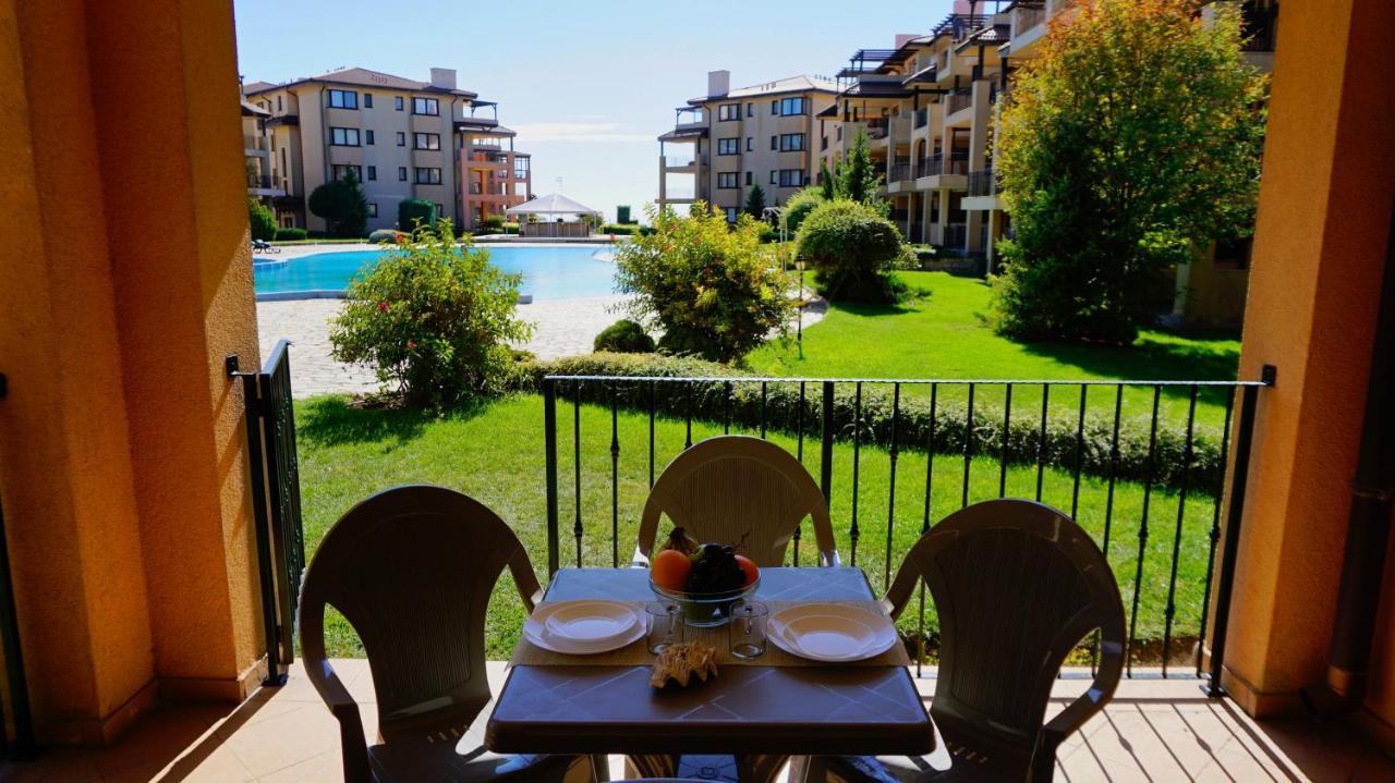 Ваканционни апартаменти Калиакрия - Holiday apartments Kaliakria Топола Экстерьер фото